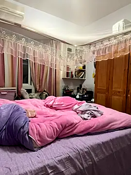 tianwei2567 online show from 12-03-25, 03:22