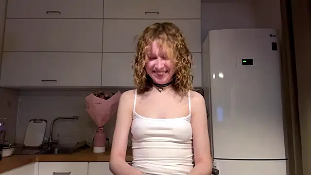 ElfriedaZwack online show from 01-14-26, 03:04