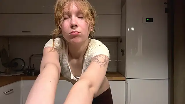 ElfriedaZwack online show from 04-08-26, 04:19