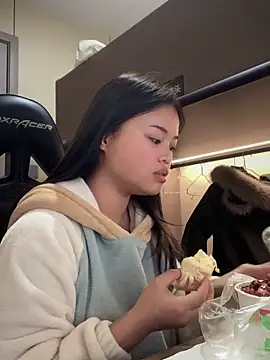 Toffee-00 online show from 01-07-26, 10:09