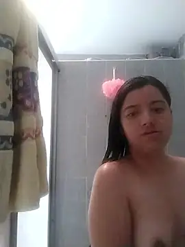 Snapshot of Chaparrita13 chatting on 01-18-26, 08:34 Chaparrita13 online show from 01-18-26, 08:34