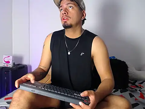 Henry villa23 online show from 11-24-25, 04:45