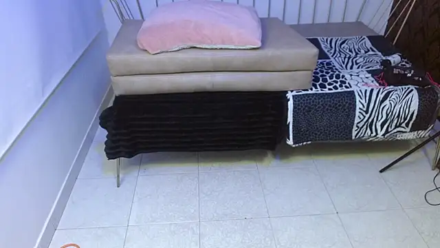 Roxanne vale online show from 02-26-26, 08:09