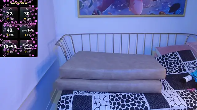 Roxanne vale online show from 04-17-26, 08:33