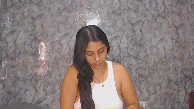 miarouse1531 online show from 03-25-26, 12:48