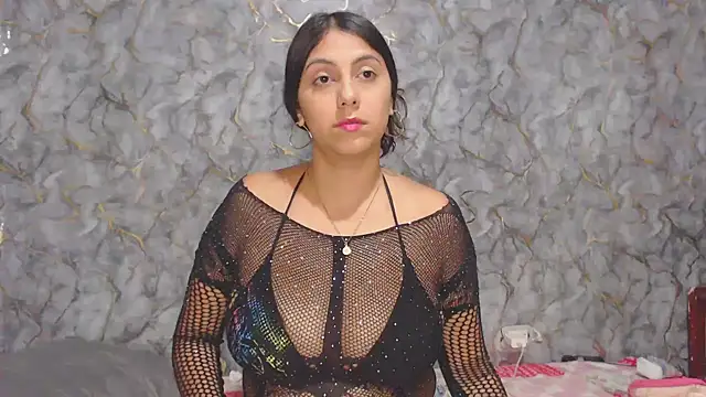 miarouse1531 online show from 03-18-26, 11:37