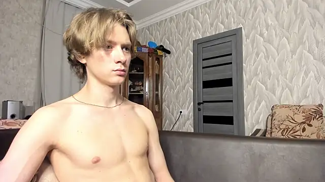 Snapshot of milkiwvy chatting on 04-26-26, 06:16 milkiwvy online show from 04-26-26, 06:16