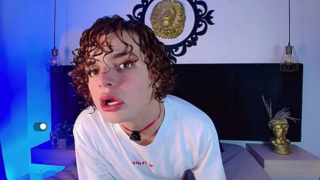 Skyee angel online show from 03-08-26, 01:47