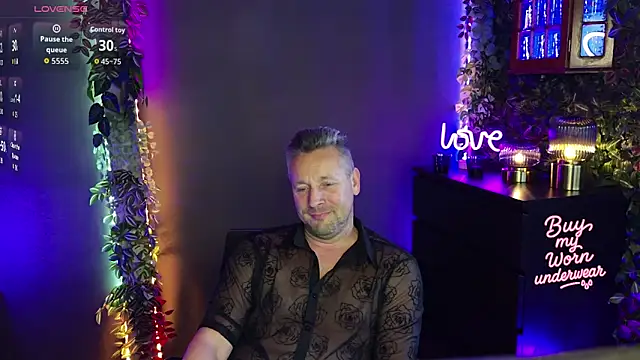 Hunter Fl online show from 04-15-26, 04:00