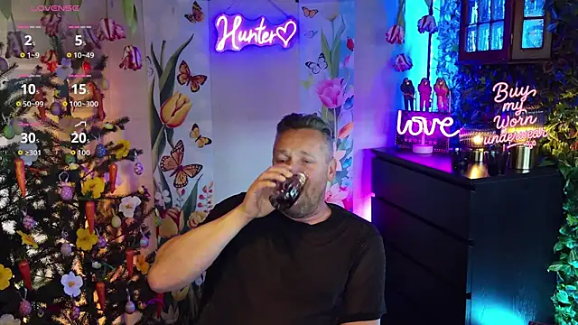 Hunter Fl online show from 03-27-26, 04:30