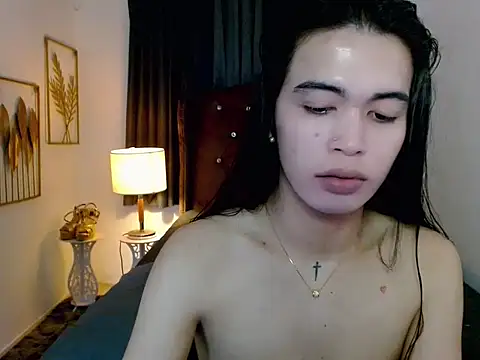 hollyyumiloove online show from 03-08-26, 10:51
