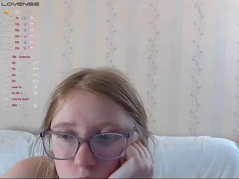 LustfulSarah online show from 11-14-25, 07:17