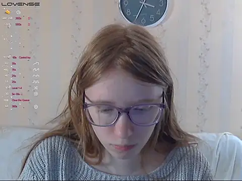 LustfulSarah online show from 10-17-25, 12:40