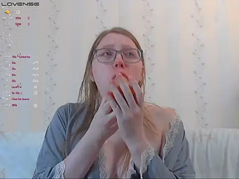 LustfulSarah online show from 03-12-25, 03:24