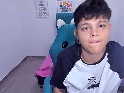 Snapshot of _ian_sweet chatting on 12-02-25, 07:26 ian sweet online show from 12-02-25, 07:26