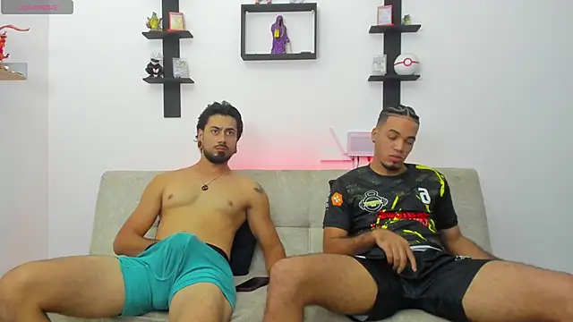 heteros curious online show from 04-08-26, 06:04