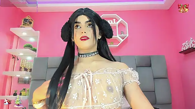 DaleskaSanchez online show from 12-15-25, 08:36