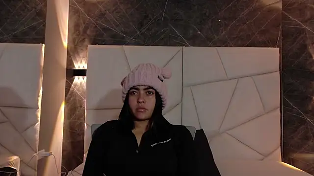 mia violet8 online show from 11-26-25, 01:49