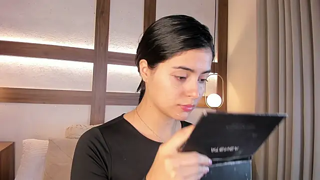 SarhaVega online show from 03-28-26, 12:50