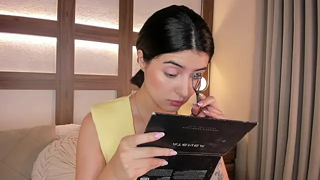 SarhaVega online show from 04-07-26, 12:51