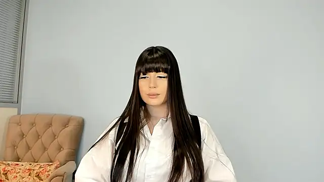 MignonBlunden online show from 11-25-25, 10:59