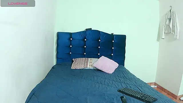 ashleey palmer online show from 06-28-26, 12:33