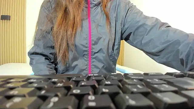 Izelevans online show from 02-07-26, 11:18