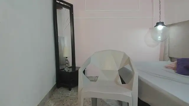 Izelevans online show from 03-26-26, 11:52