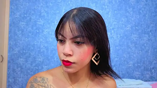 Malia fox online show from 04-30-26, 05:31