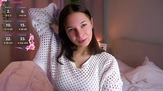 AmparoCilek online show from 04-12-26, 05:16