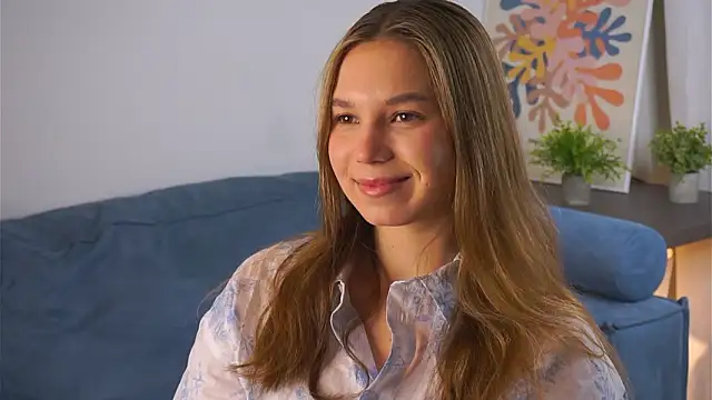 AmparoCilek online show from 02-11-26, 07:03