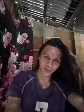 Snapshot of lovelycarla32 chatting on 12-15-25, 03:01 lovelycarla32 online show from 12-15-25, 03:01