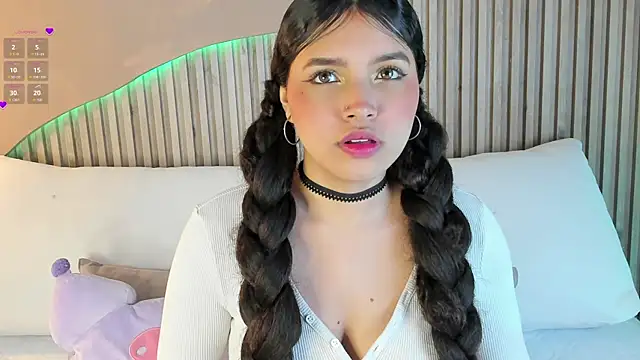 EloiseSweetxx online show from 02-11-26, 01:00