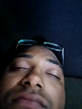 Snapshot of lovedbo chatting on 12-16-25, 08:24 lovedbo online show from 12-16-25, 08:24