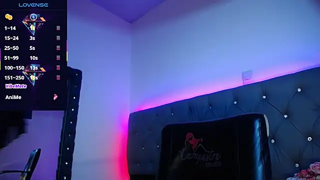 Emily Jedet online show from 11-30-25, 03:18