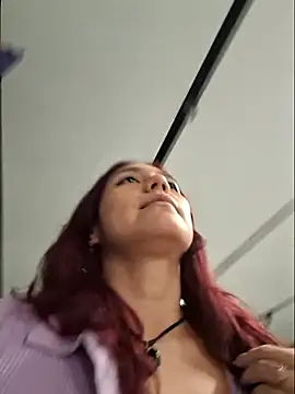 Eveeelyn25 online show from 02-18-26, 12:30