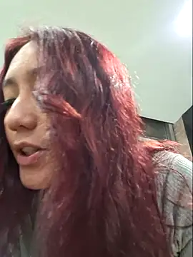 Eveeelyn25 online show from 02-25-26, 12:44