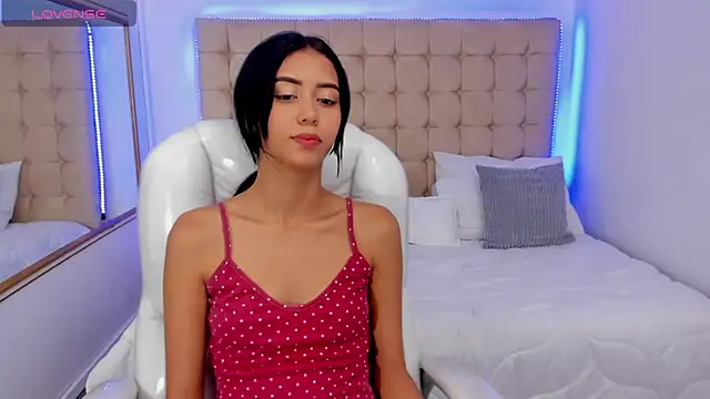 Gemma19  online show from 11-27-25, 12:22