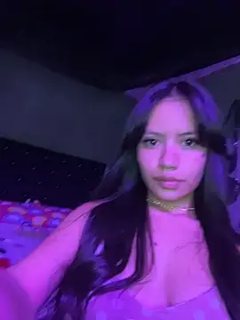 GiiaaFox online show from 11-29-25, 10:10