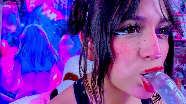 kitty niki online show from 12-16-25, 08:35