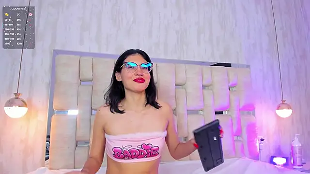 VanessaBoch online show from 12-05-25, 08:17