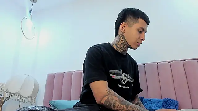 Andrew sanders68 online show from 01-06-26, 07:51