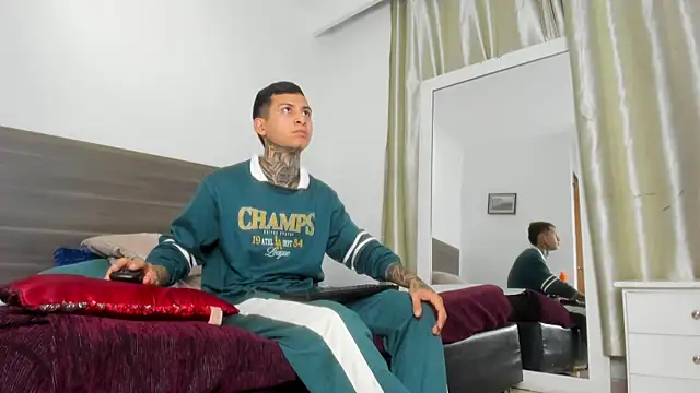 Andrew sanders68 online show from 12-03-25, 11:25