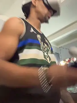 MTheRealrDLlongCrippler online show from 12-19-25, 01:20