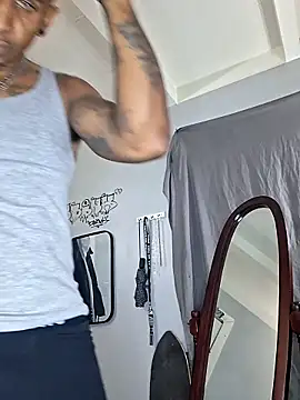 MTheRealrDLlongCrippler online show from 03-16-26, 05:44