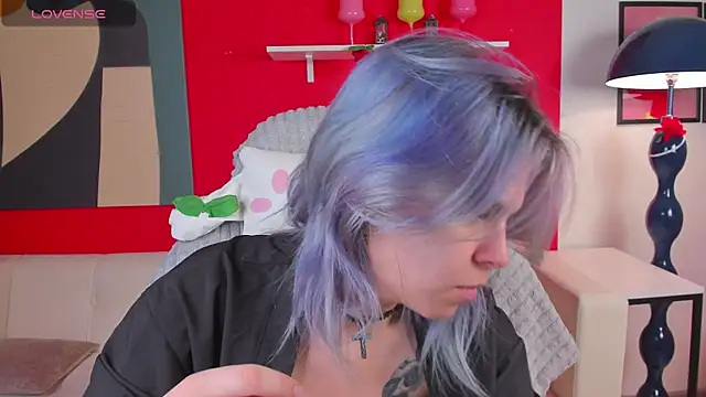 LiraBelle online show from 04-06-26, 03:02