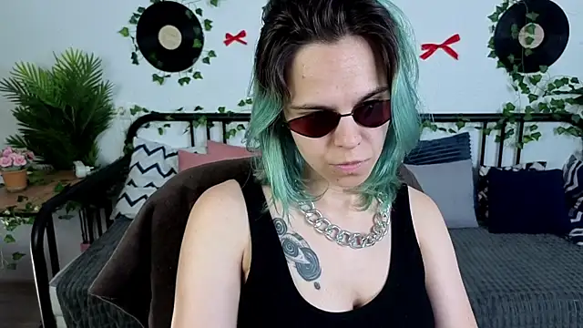 LiraBelle online show from 07-20-26, 03:25