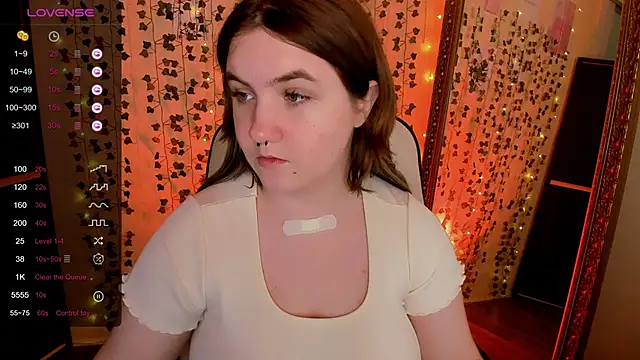 lovelyy julia online show from 03-21-26, 05:08