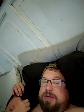 Snapshot of mr_girthyandsweetcheeks chatting on 03-20-26, 05:19 mr girthyandsweetcheeks online show from 03-20-26, 05:19