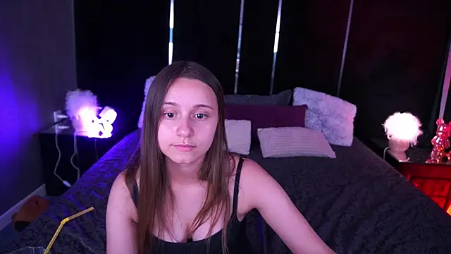 TinyNatalie online show from 06-21-26, 06:46
